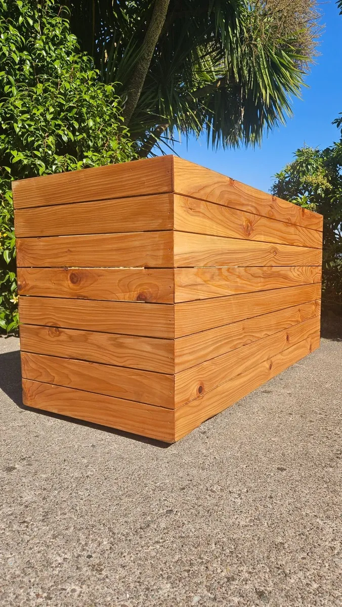 Premium Red Cedar Planters |Custom sizes available - Image 2
