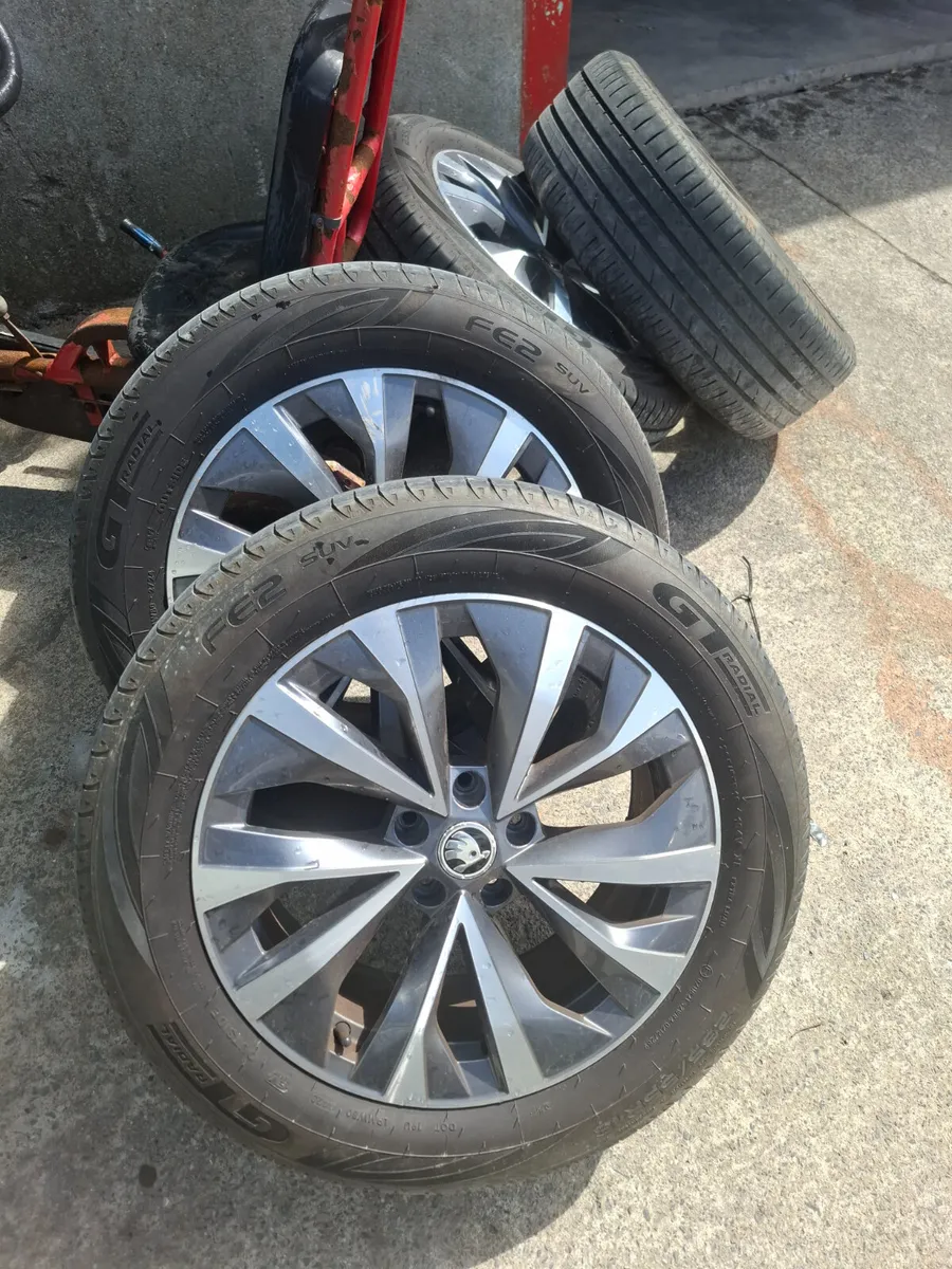 Skoda/Vw 18 inch Alloys - Image 1