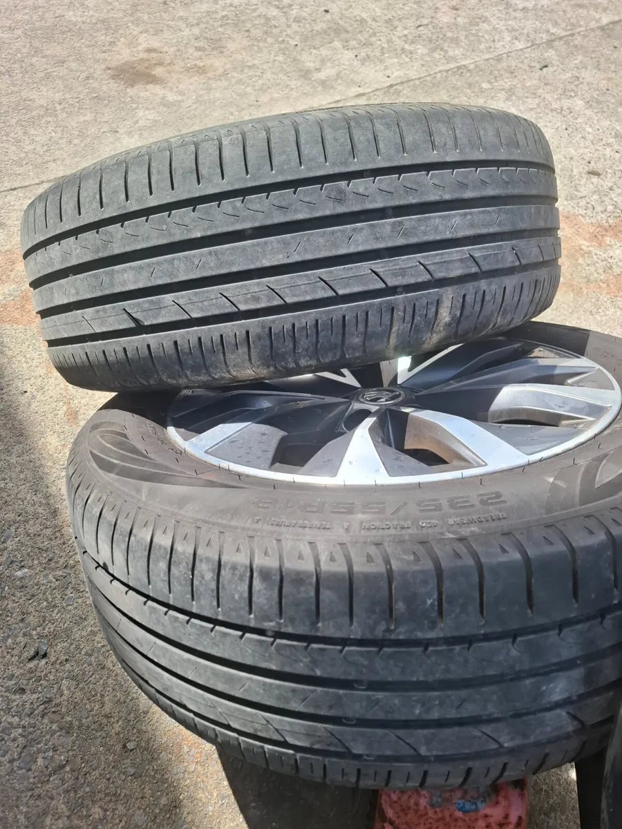 Skoda/Vw 18 inch Alloys - Image 3