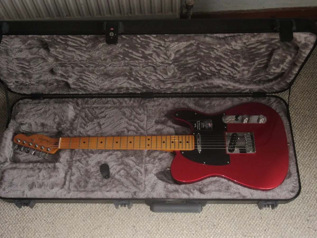 Fender American Ultra II Telecaster - Image 1