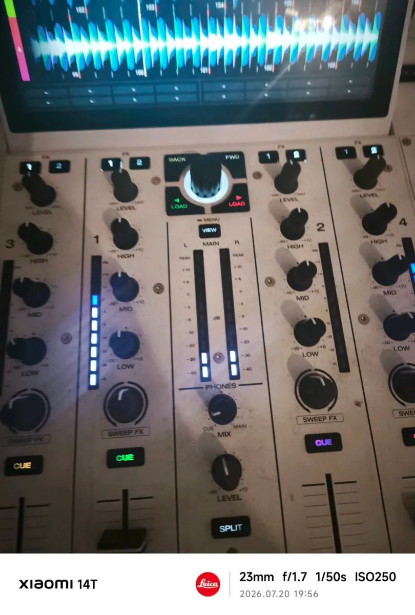 denon prime 4+ limited edition white like new - Image 4