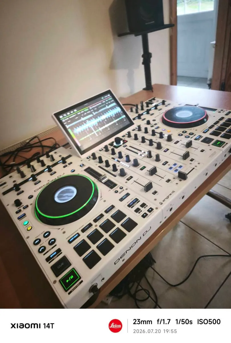 denon prime 4+ limited edition white like new - Image 1