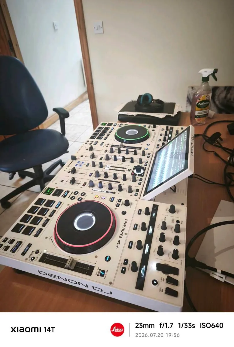 denon prime 4+ limited edition white like new - Image 3
