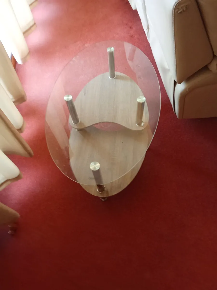 Coffee table and desk - Image 2