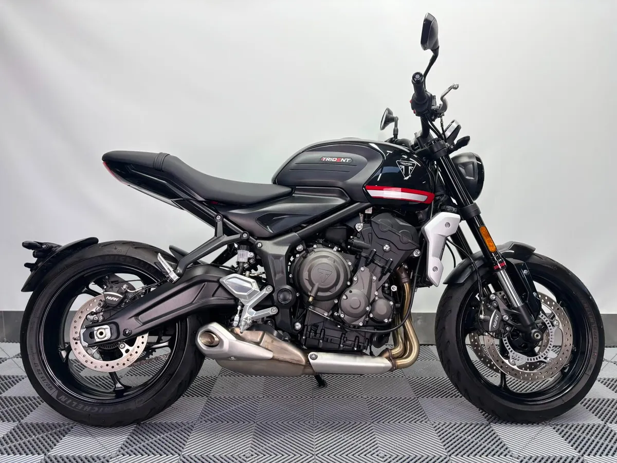 2022 Triumph Trident 660 - Image 1