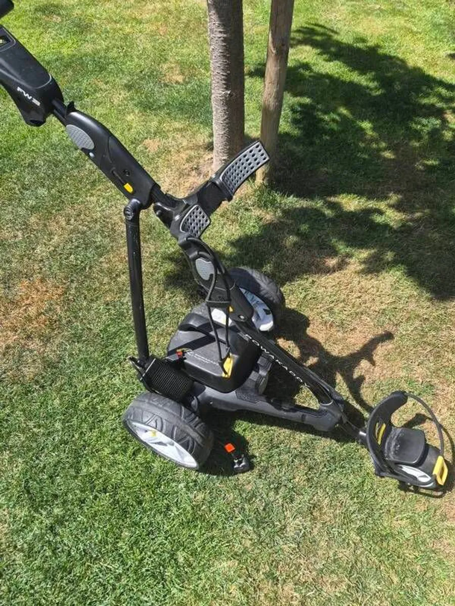 BARGAIN Golf trolley - Image 1