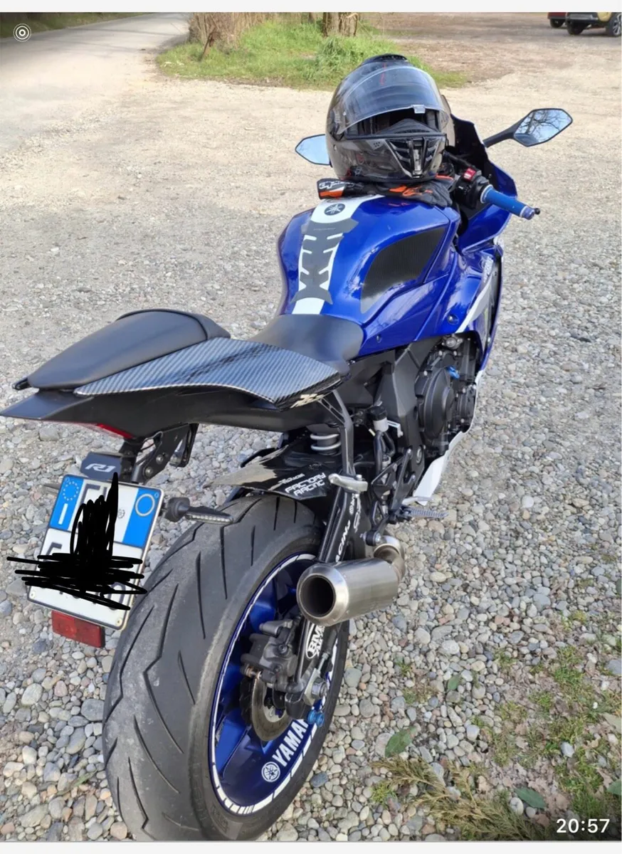 2020 Yamaha R1 fresh new model - Image 3
