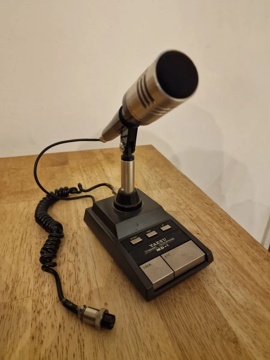 Yaesu  FT736R UHF/VHF All mode radio transceiver. - Image 3