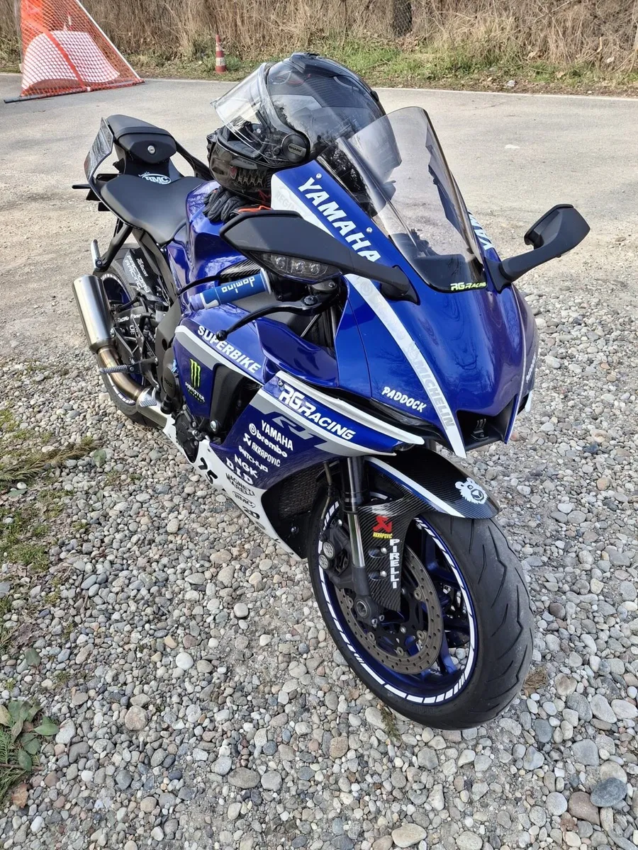 2020 Yamaha R1 fresh new model - Image 1