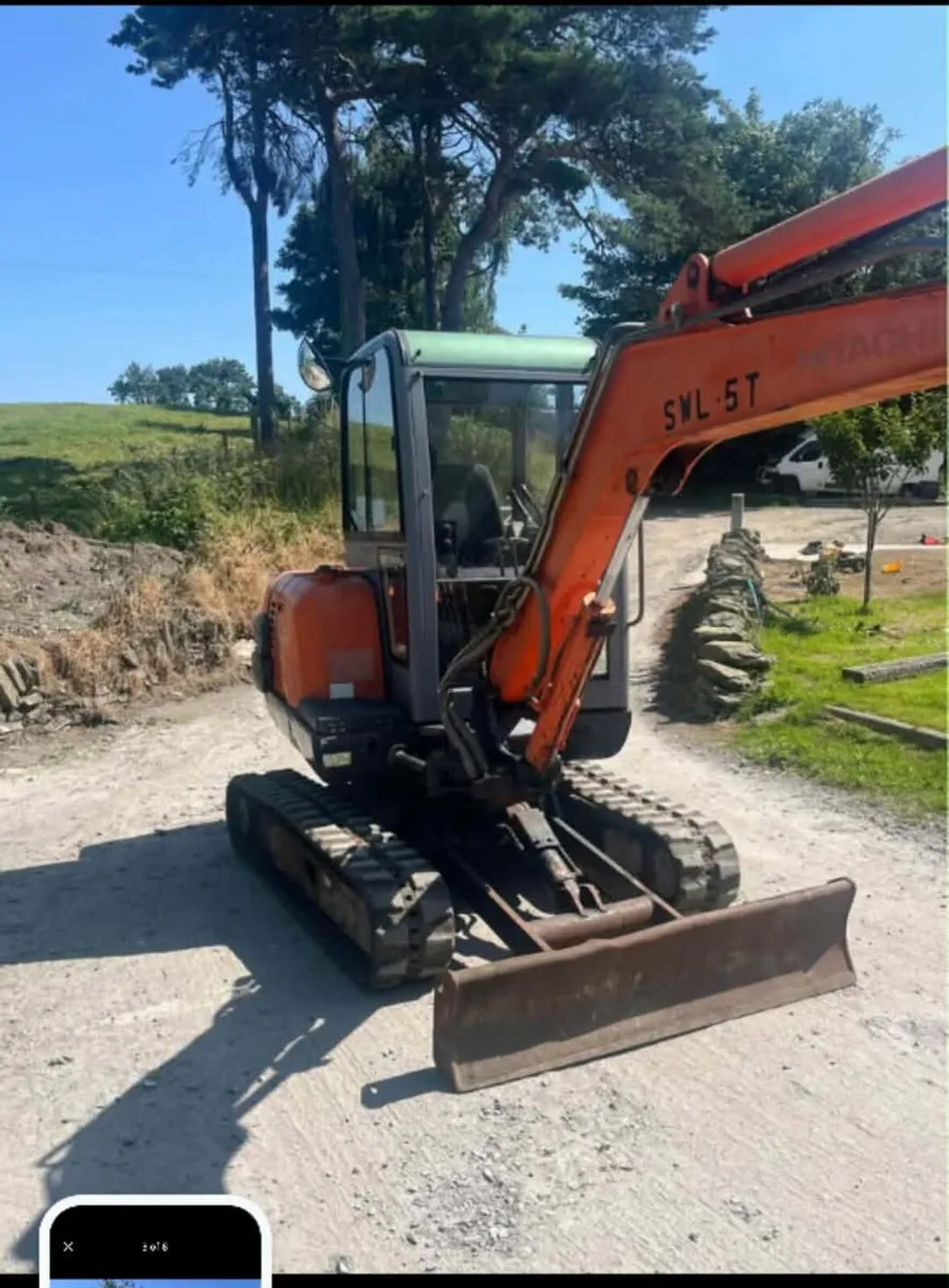 Hitachi zx35 digger - Image 3