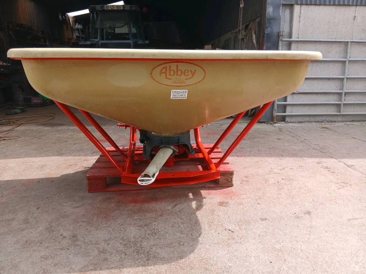 Baby fertiliser spreader - Image 2