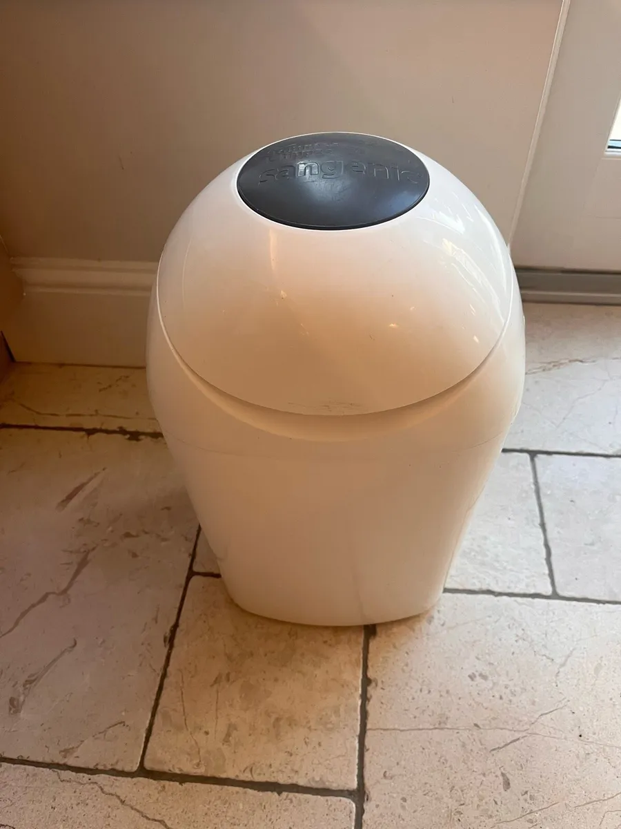 Tommee Tippee Nappy Bin - Image 1