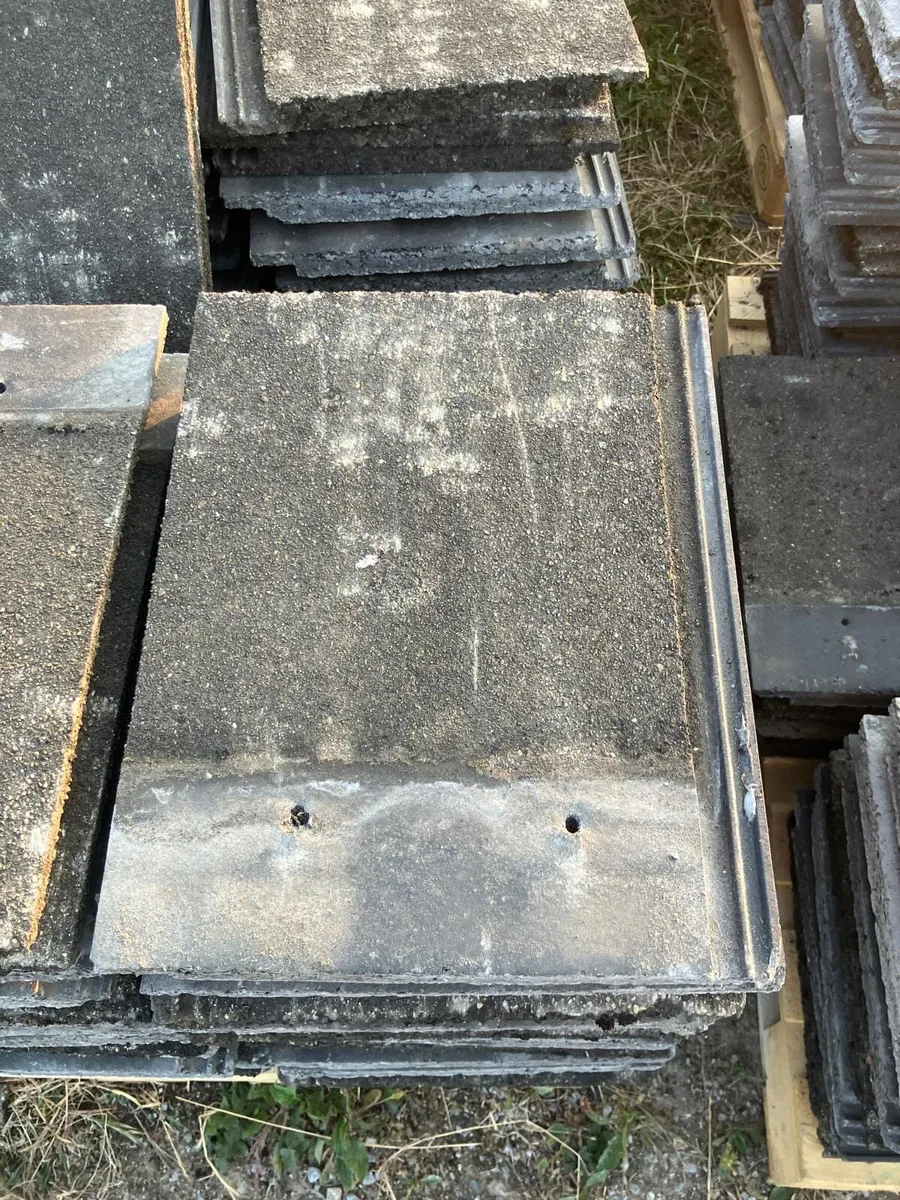 Used roof tiles - Image 1