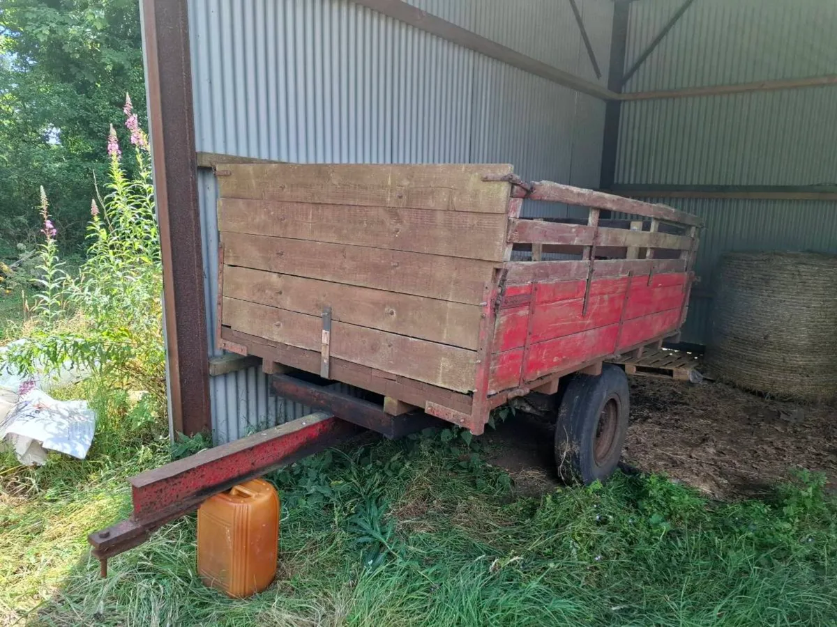 Turf trailer - Image 1