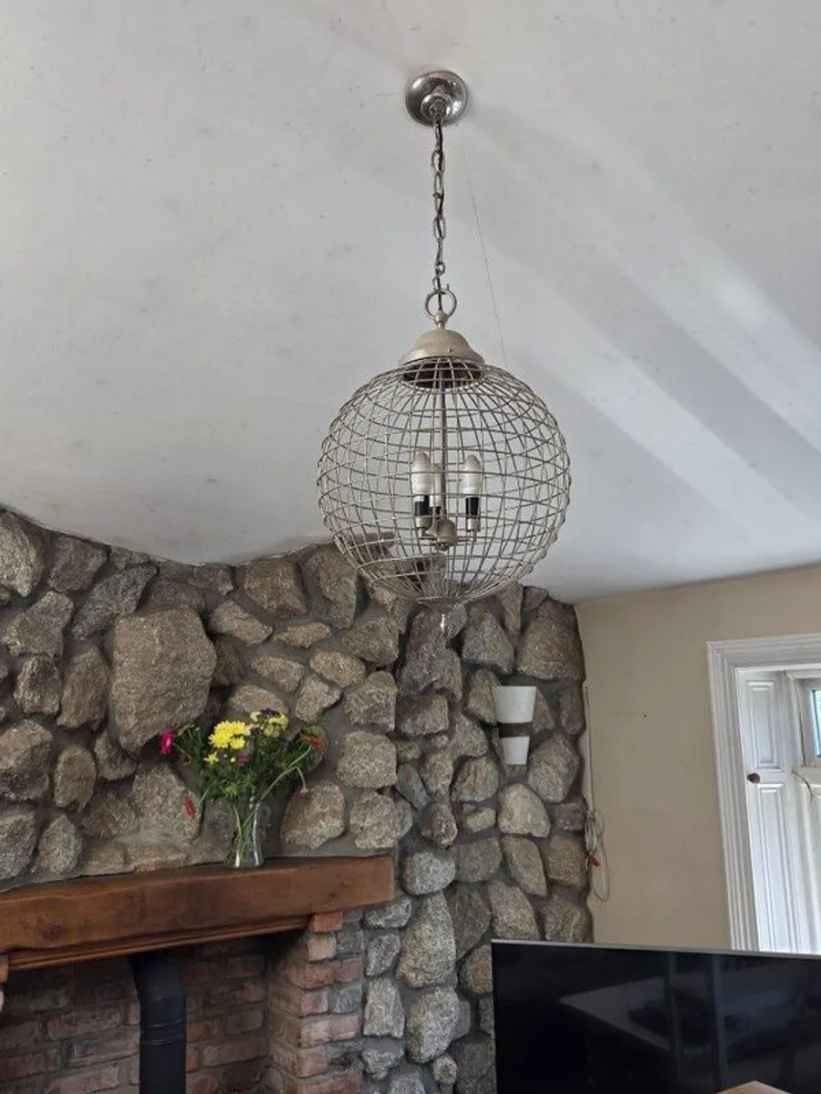 Feature centre piece pendant - Image 2