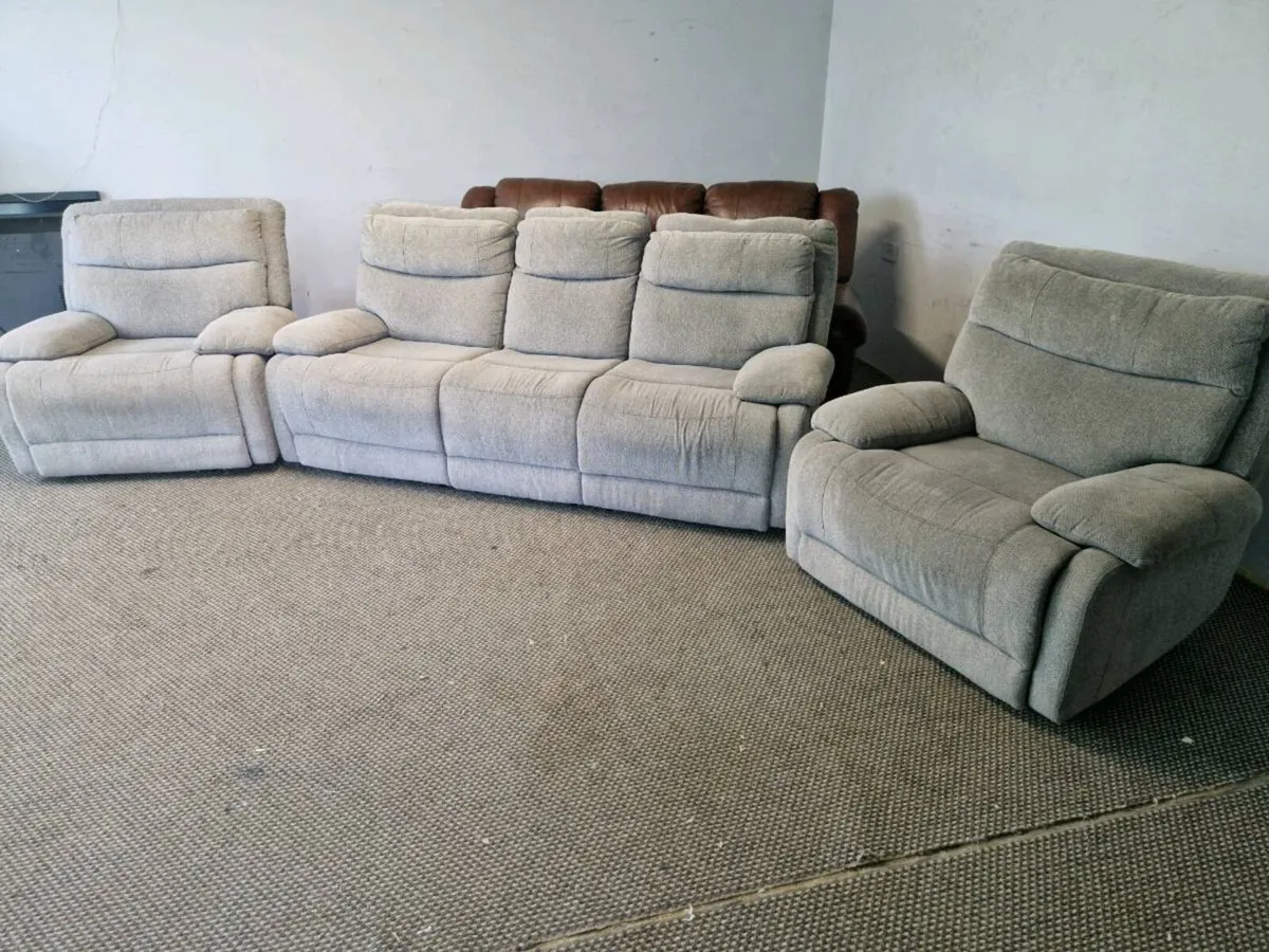 Sofas - Image 3