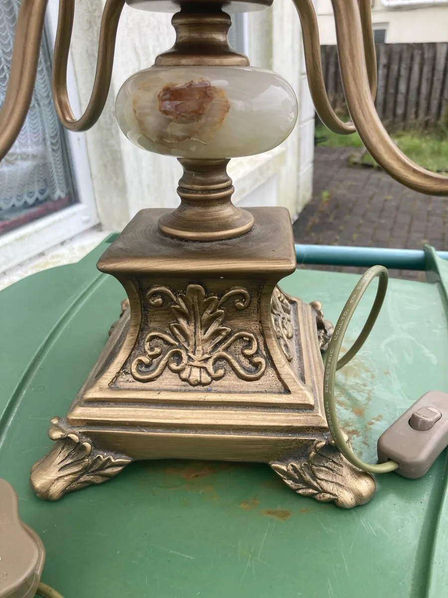 Vintage four bulb table lamp free postage - Image 3
