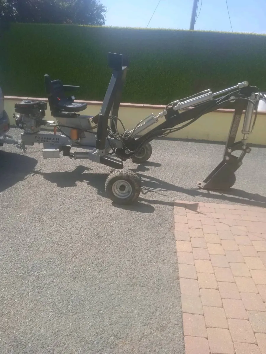 Micro digger - Image 1