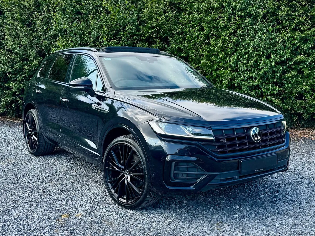 2022 Touareg R Line No Damage - Image 4