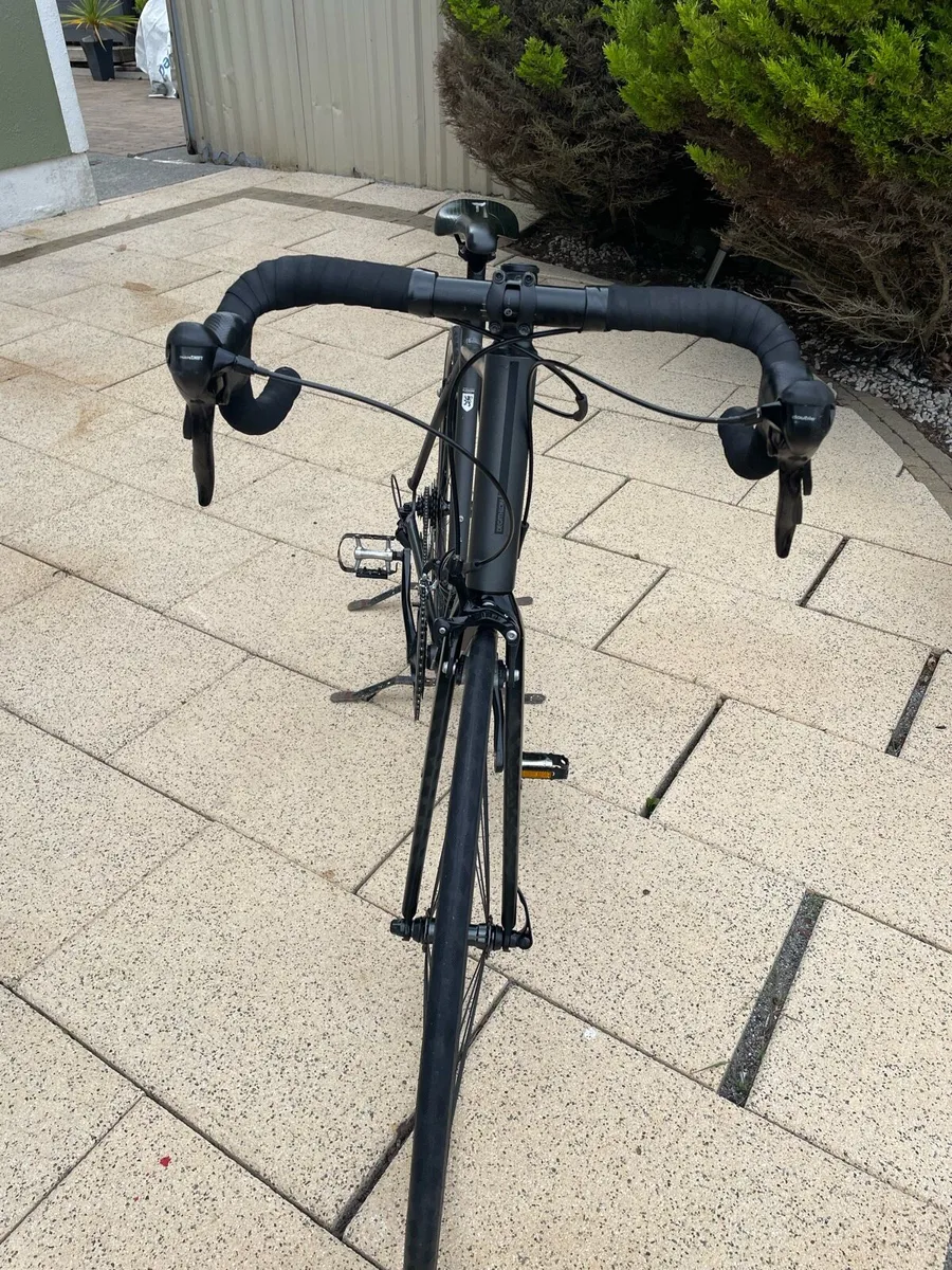 Triban RC 120 road bike - Image 4