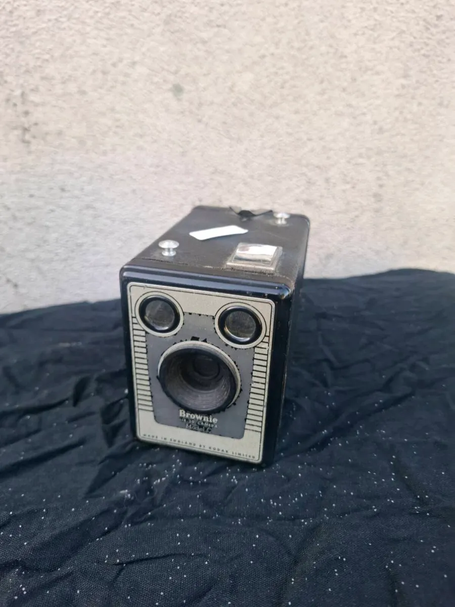 Vintage brownie camera postage possible - Image 2