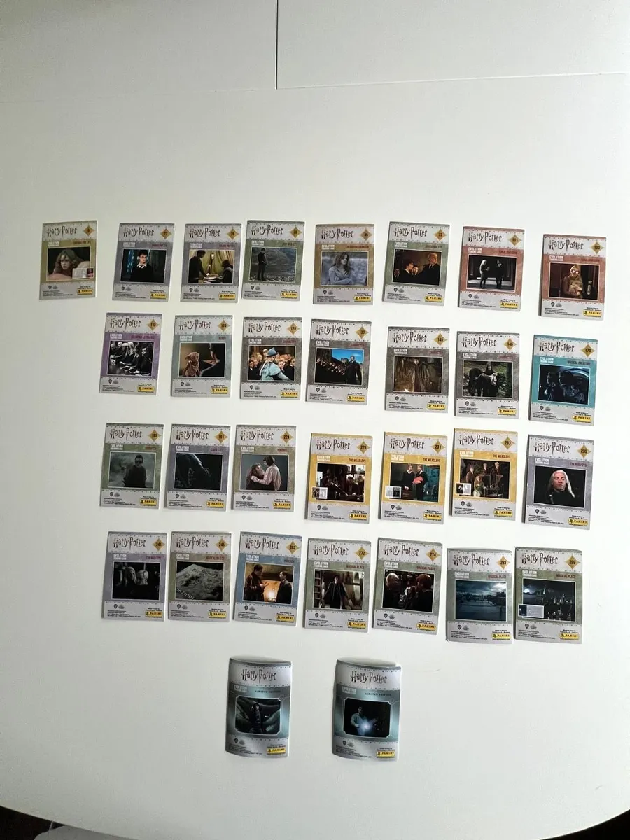 31 Harry Potter Evolution Trading Cards Panini - Image 1