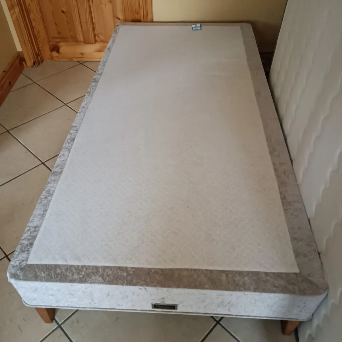 Mattress and bed - Image 4