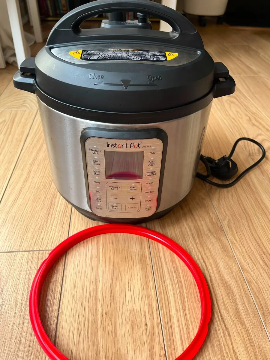 Instant Pot Duo 7-in-1 Multi Cooker 5.7L - Image 2