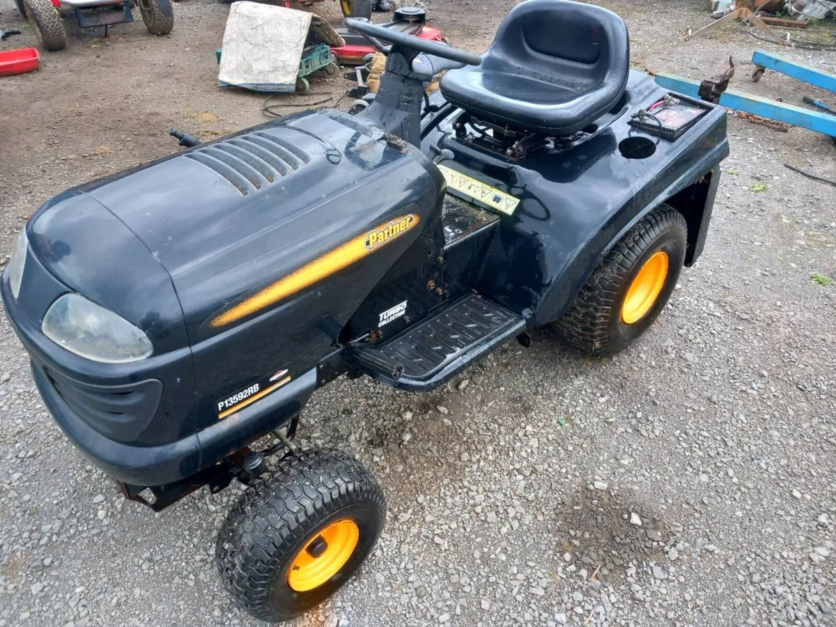 Ride on mower for sale - Image 3