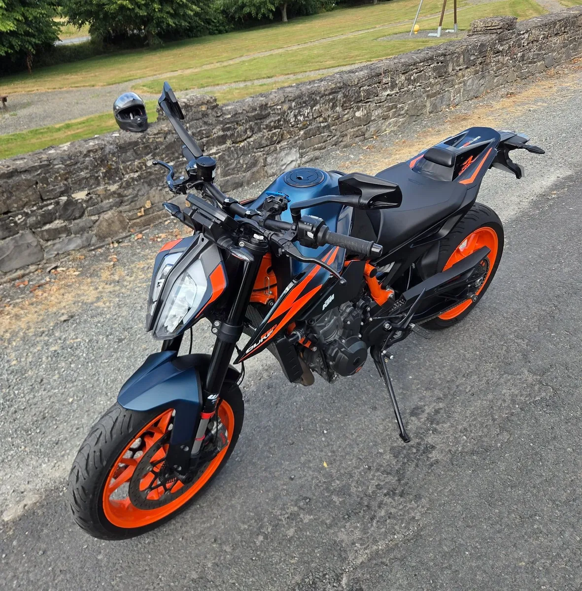 KTM Duke 890R - Image 2