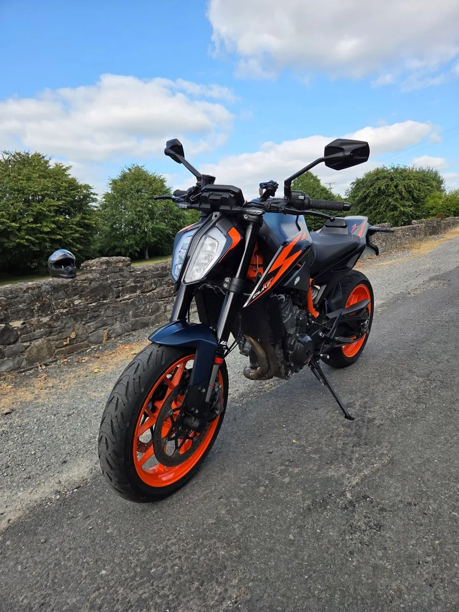 KTM Duke 890R - Image 4