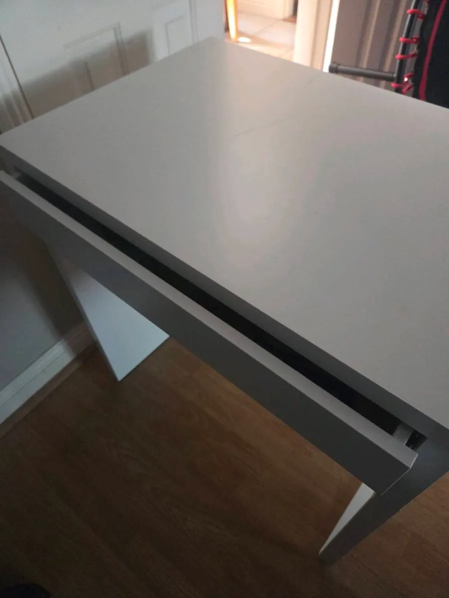 White Desk & Grey Office Chair – Perfect Condition - Image 3