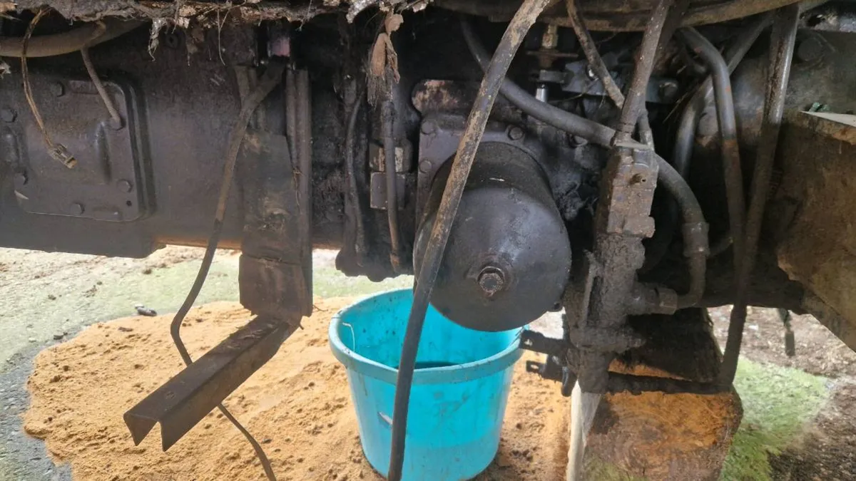 Breaking  jf harvesters & MC115/CX105 - Image 3