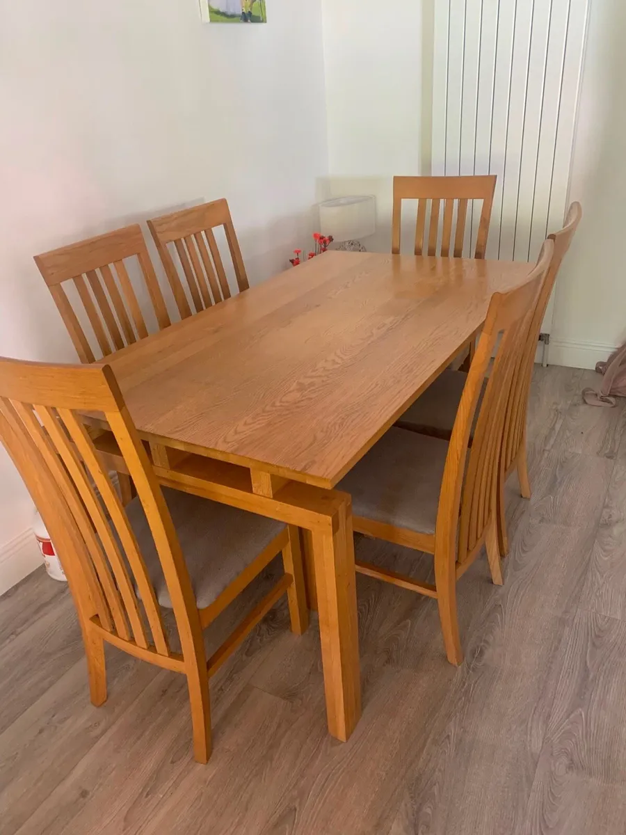 Dining table & six chairs - Image 1