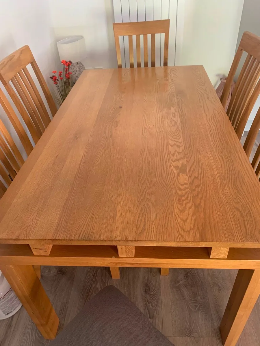 Dining table & six chairs - Image 2