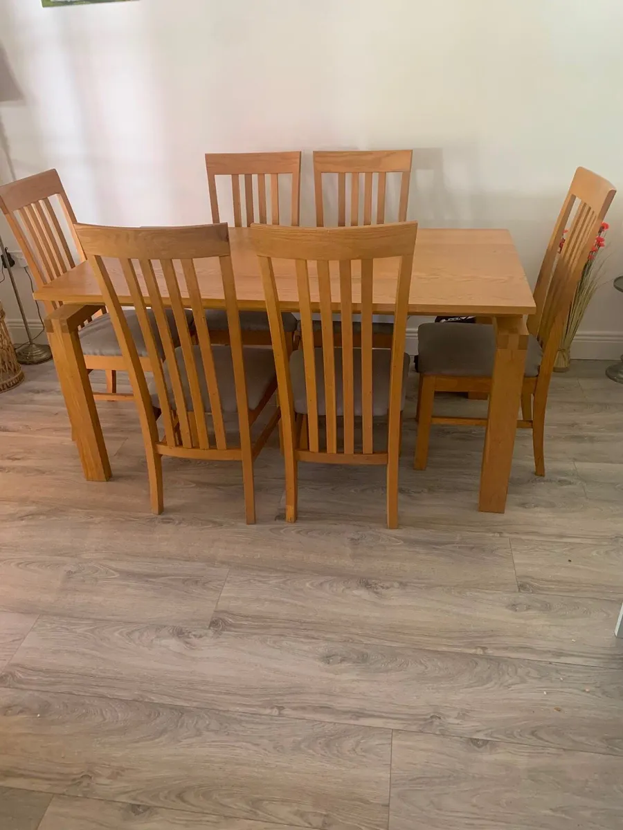 Dining table & six chairs - Image 3