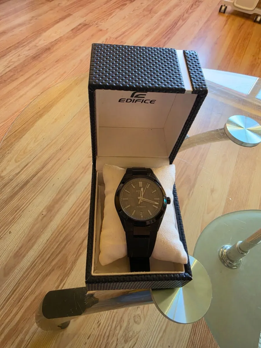Casio edifice carbon watch - Image 2