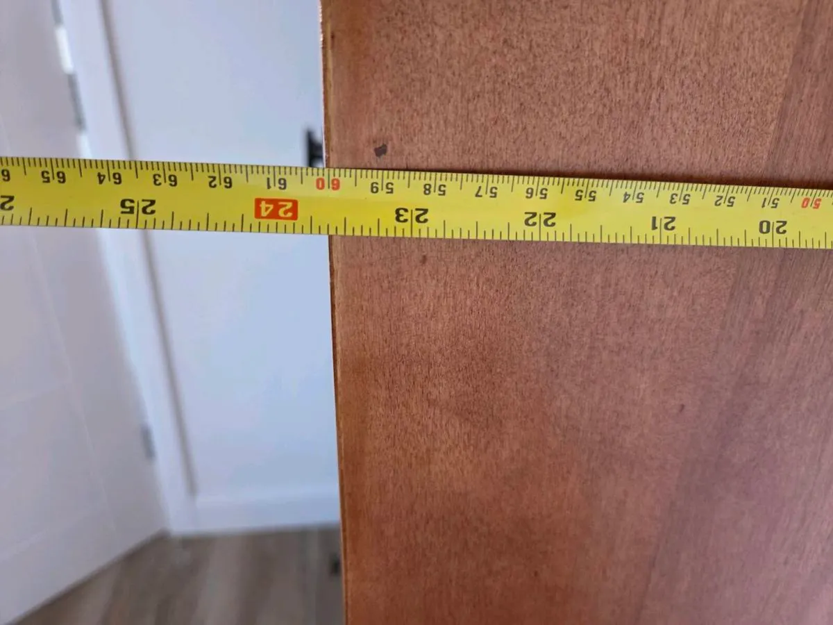 Pricce Drop must go. Wardrobe - Image 3
