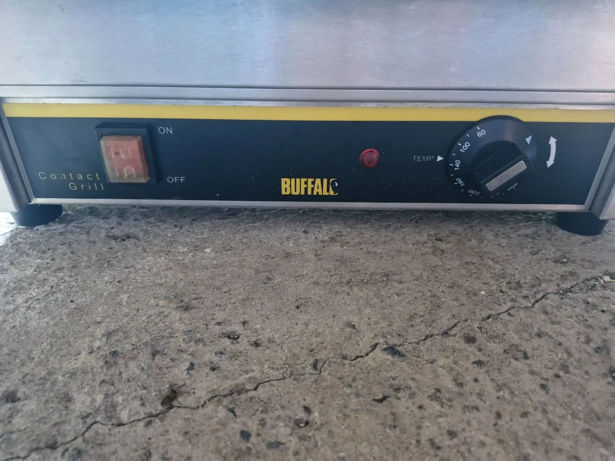 Buffalo commercial contact grill - Image 2