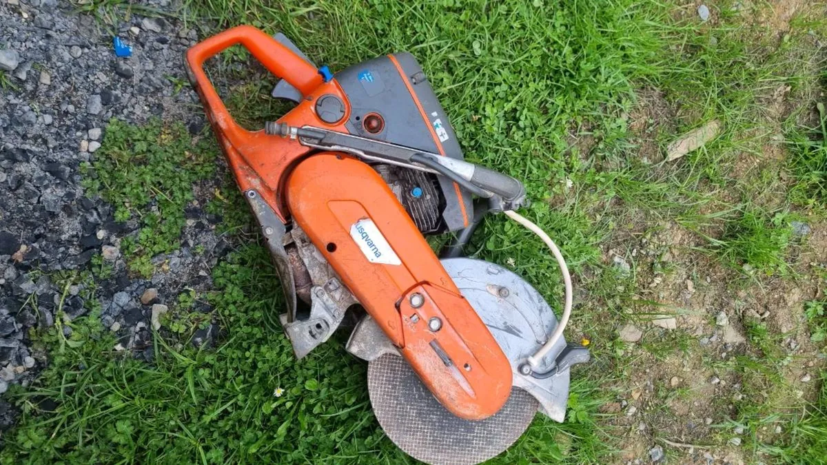 Husqvarna consaw - Image 2