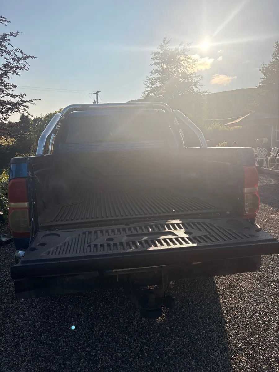 Toyota Hilux 2013 - Image 3