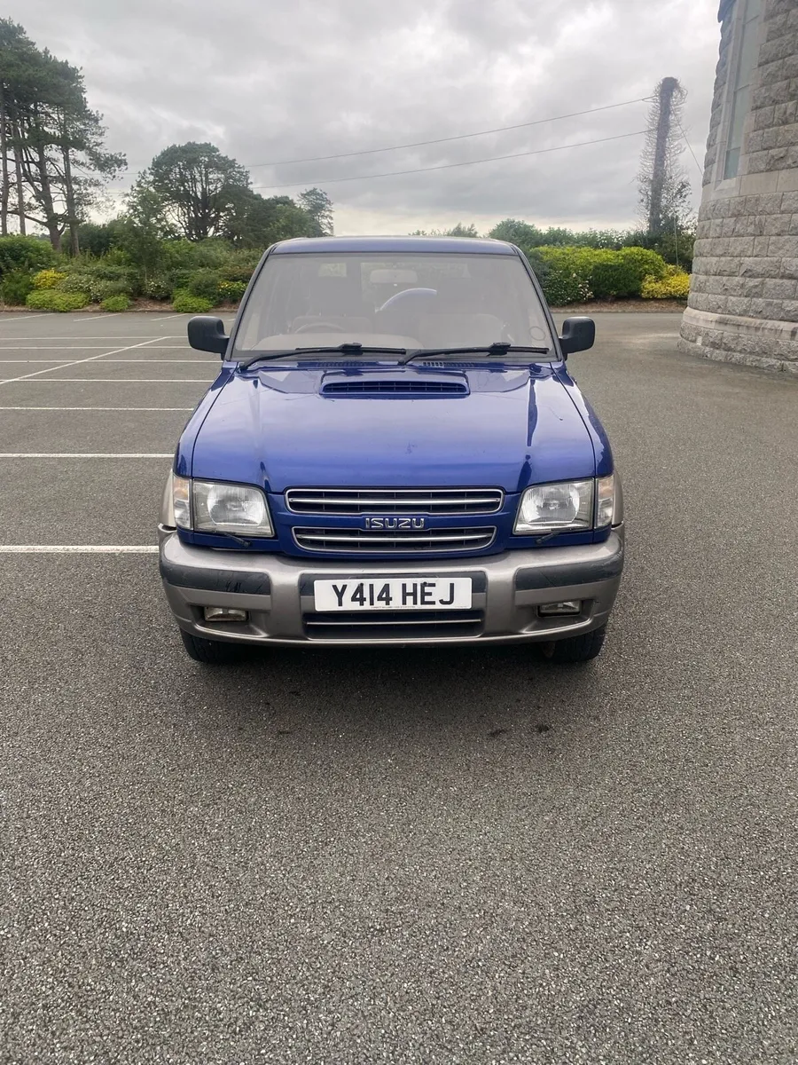 Isuzu trooper - Image 2