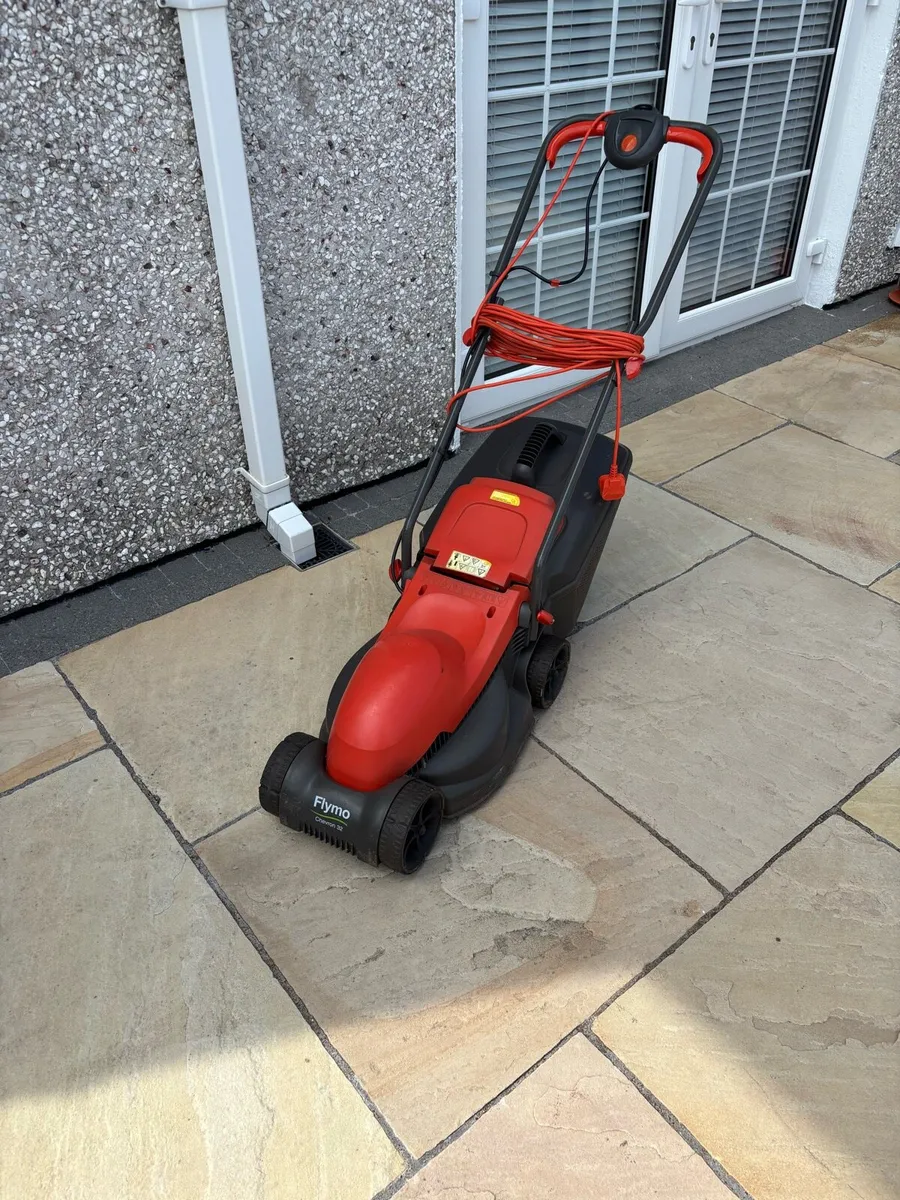 Electric lawnmoar - Image 1