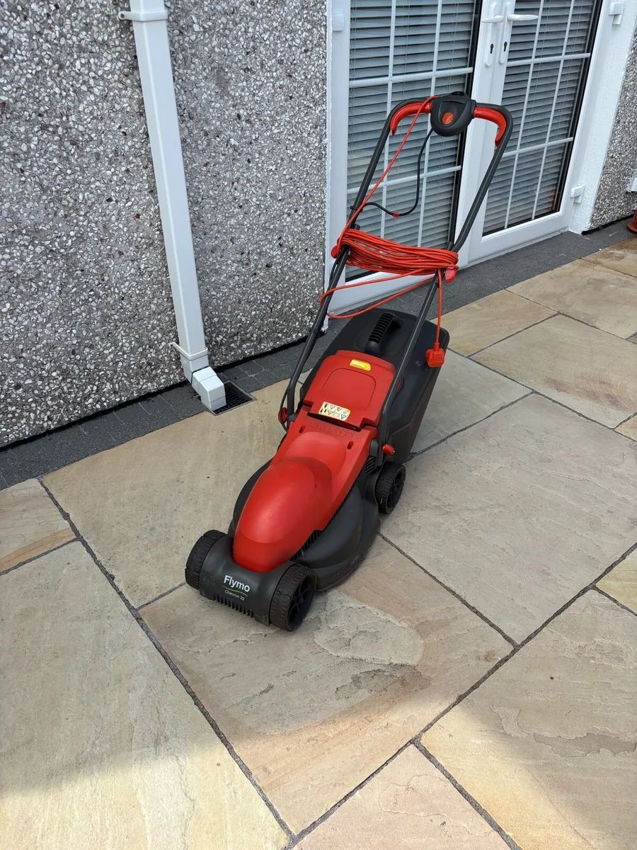 Electric lawnmoar - Image 2