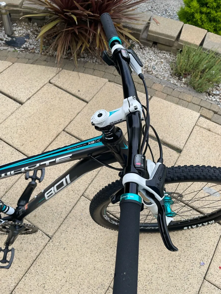Whyte 801 X8 mountain bike - Image 2
