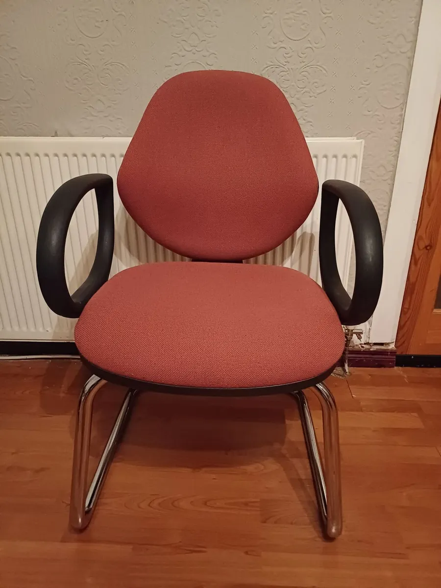 CHAIRS - Image 3