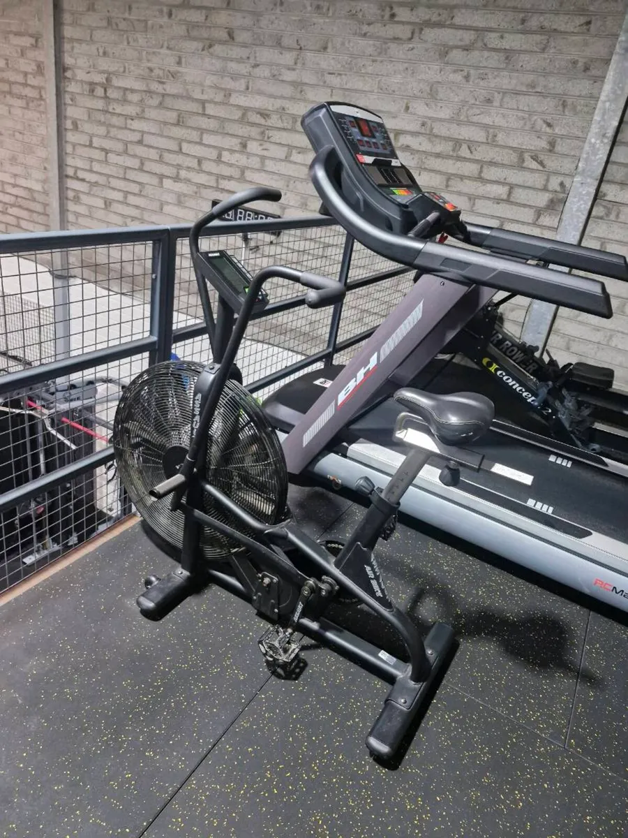 Commercial gym equipment - Image 3