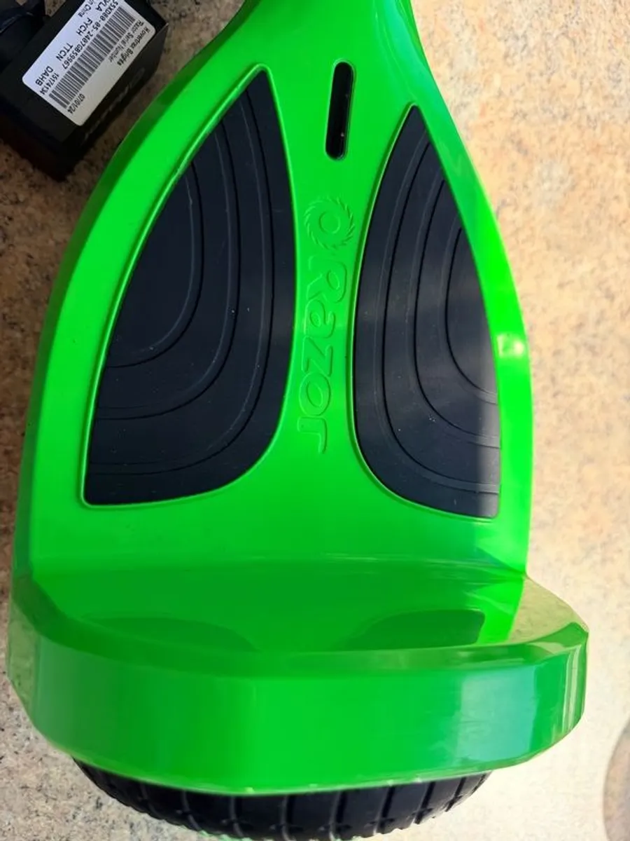 Razor Hovertrax - Hoverboard - Image 3