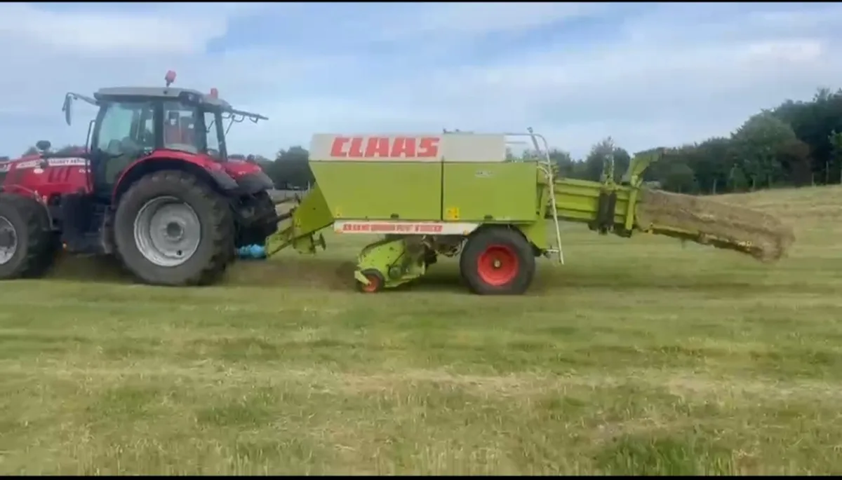 Claas quadrant 1150 - Image 2