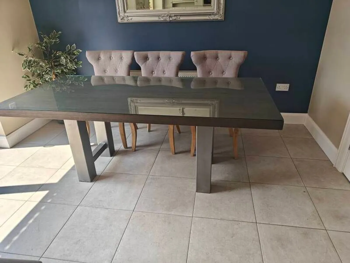 Oak table - Image 1